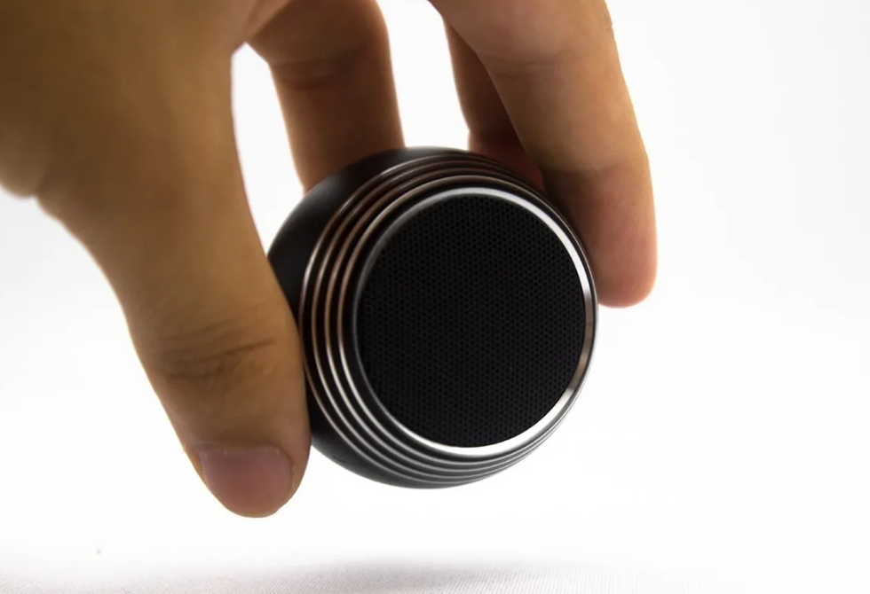 Mini Altavoz Bluetooth M9: Sonido Potente en tu Bolsillo